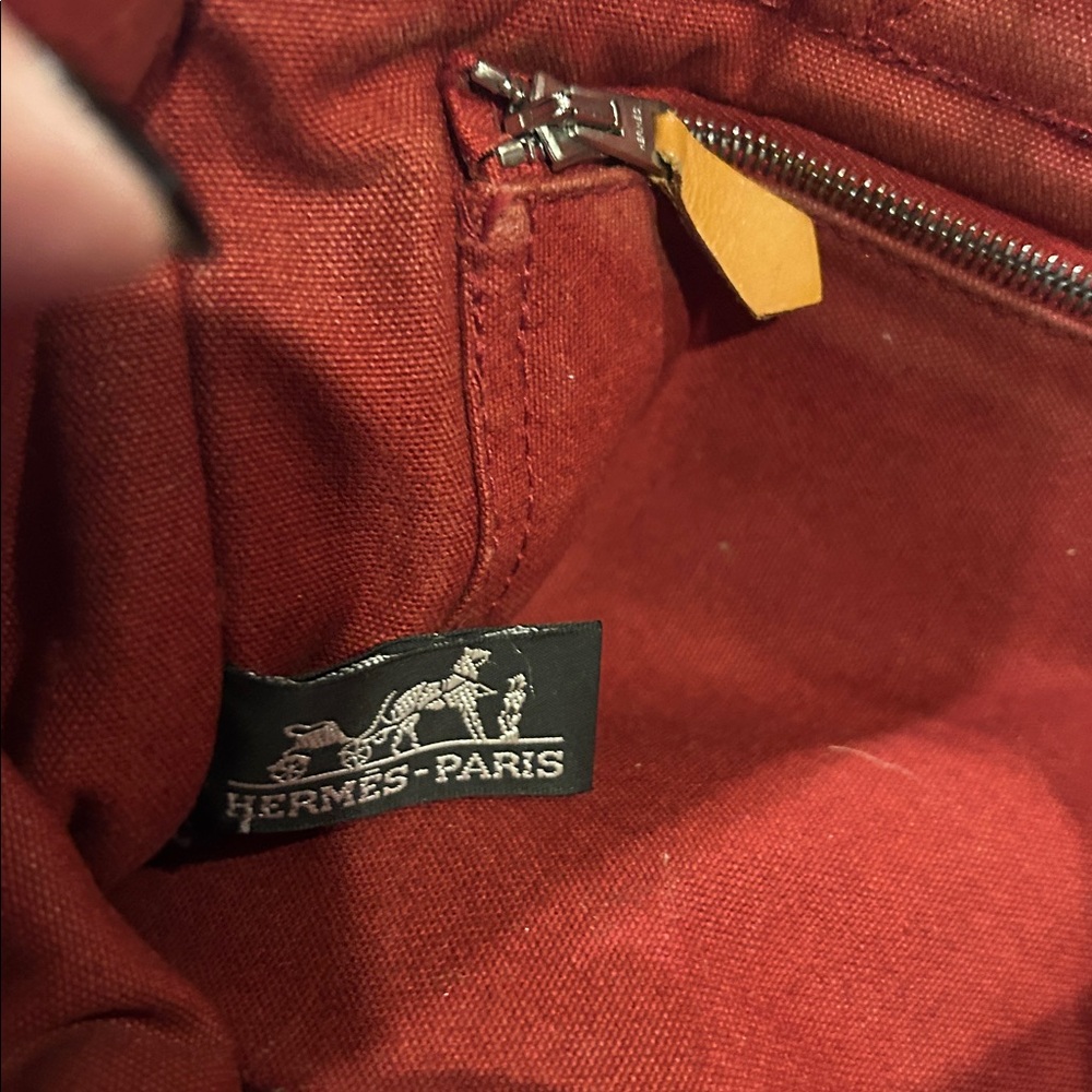 Hermes small tote Dark Red & Brownish Black 
Minor corner wear one corner only - Picture 9 of 12